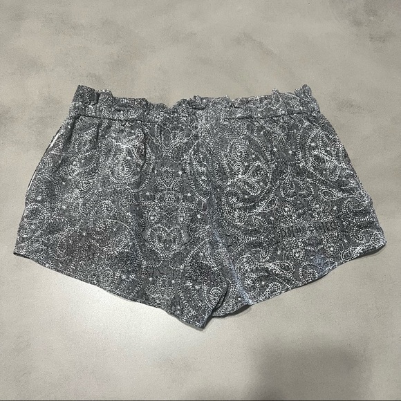 ARITZIA WILFRED Montrouge Silk Short - Picture 3 of 6